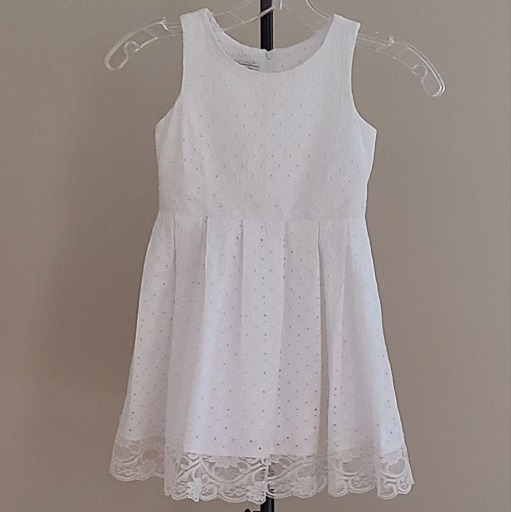 Bebe Francoise Elegant White Lace Eyelet Kids Dress 5/6